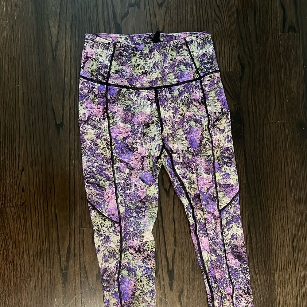 Lululemon “27 leggings